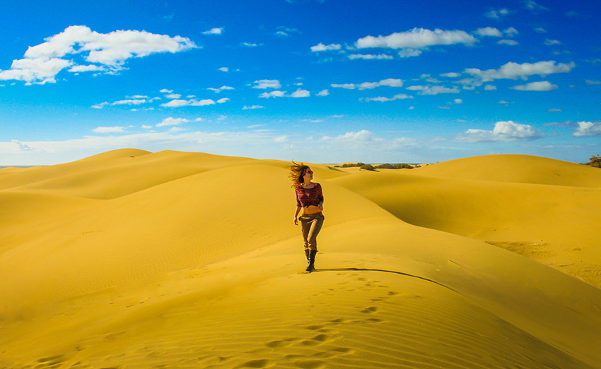 Il-deserto-di-Gran-Canaria-incornicia-Joelle