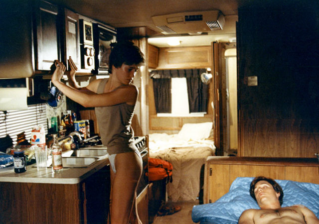 hitcher-in-the-dark-18